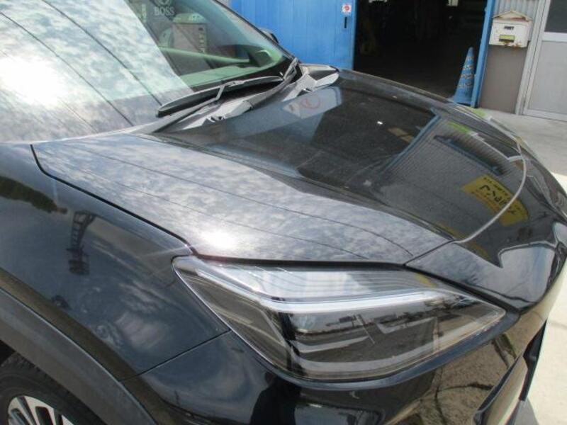 YARIS CROSS