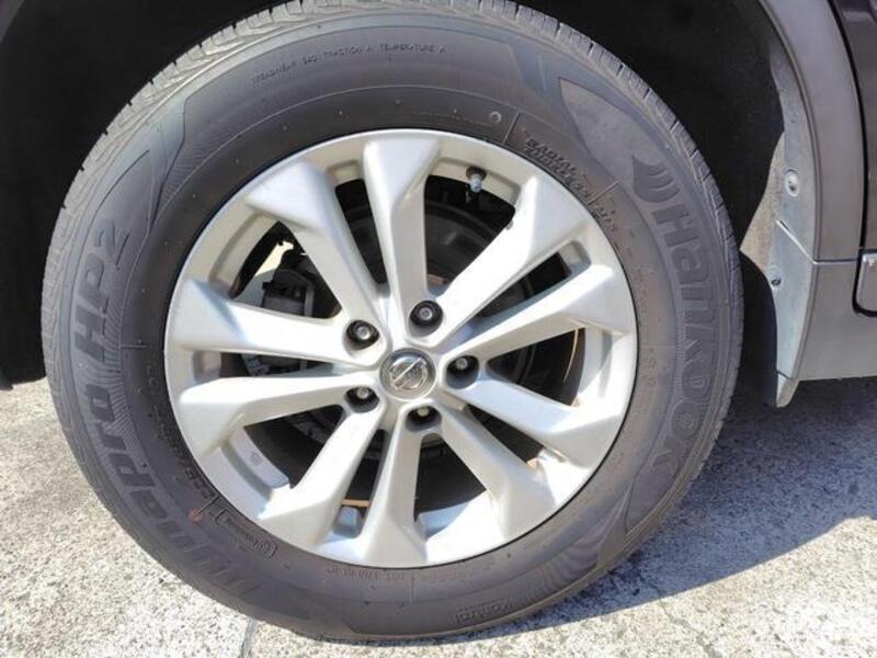 X-TRAIL