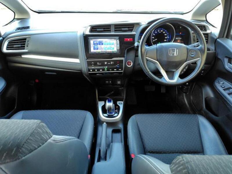 FIT HYBRID