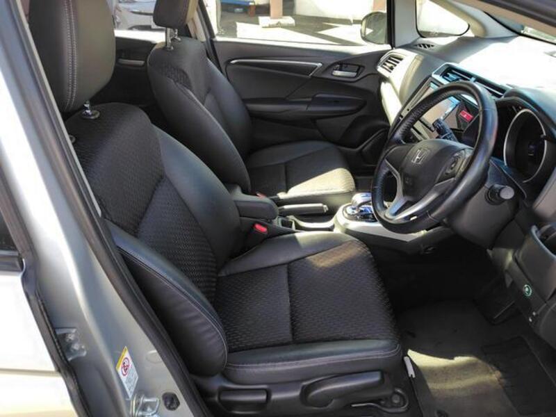 FIT HYBRID