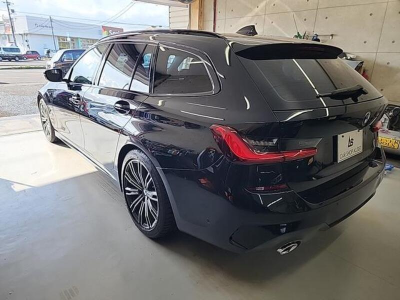 3 SERIES