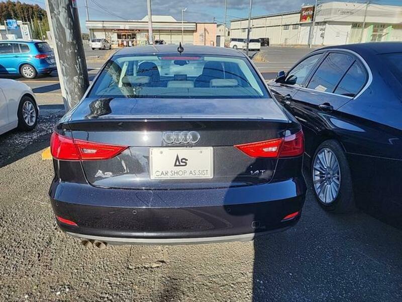 A3 SEDAN