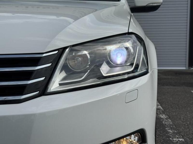 PASSAT VARIANT