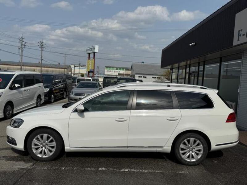 PASSAT VARIANT