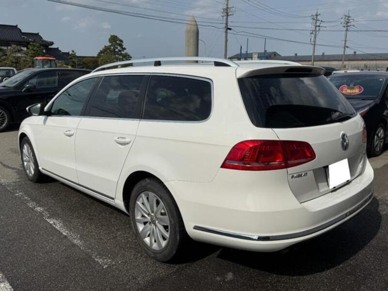 PASSAT VARIANT