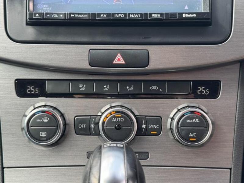 PASSAT VARIANT