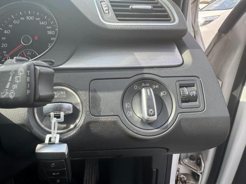 PASSAT VARIANT