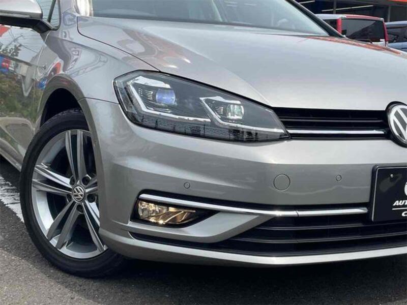 GOLF VARIANT