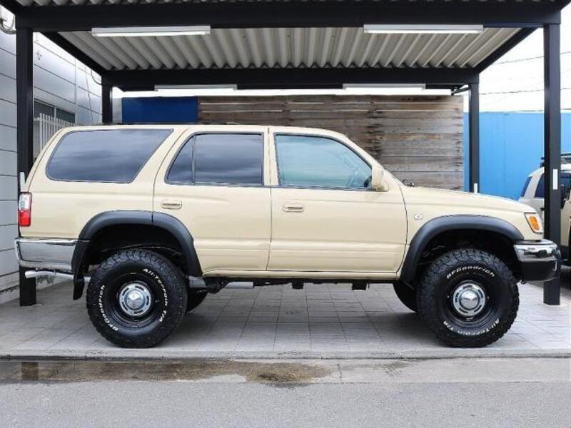 HILUX SURF