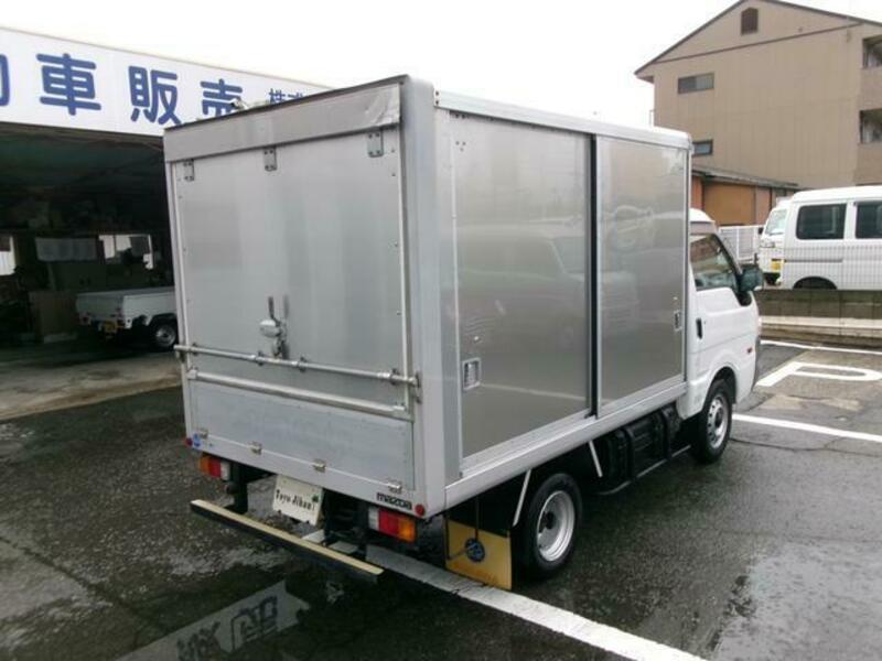 BONGO TRUCK