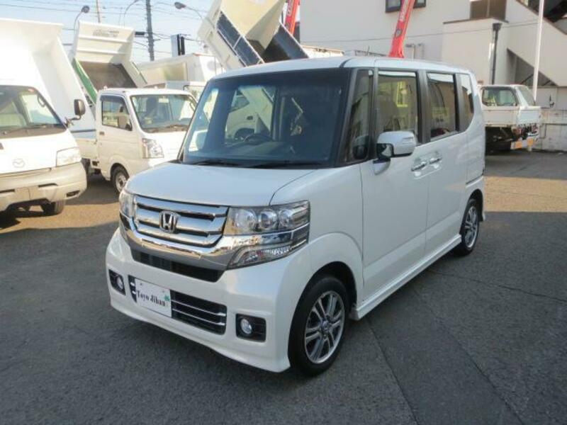 HONDA N BOX CUSTOM