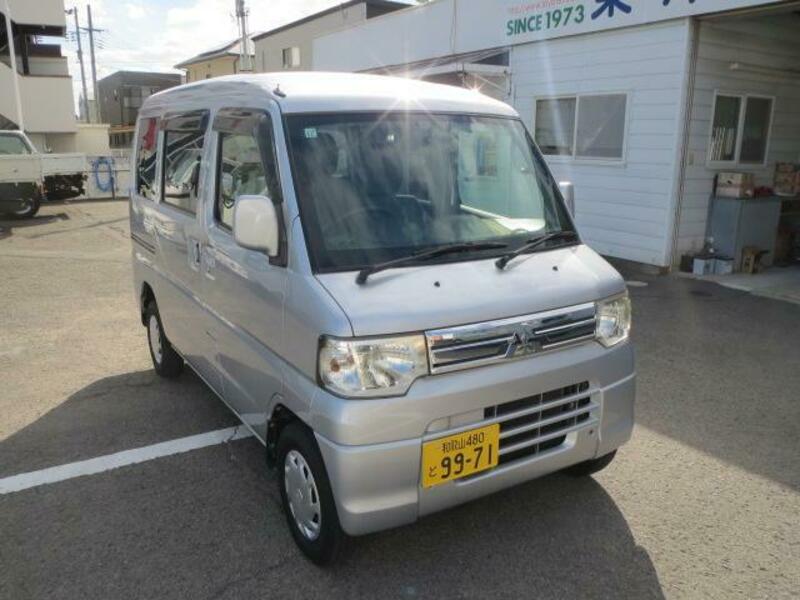 MINICAB VAN