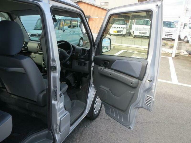 MINICAB VAN