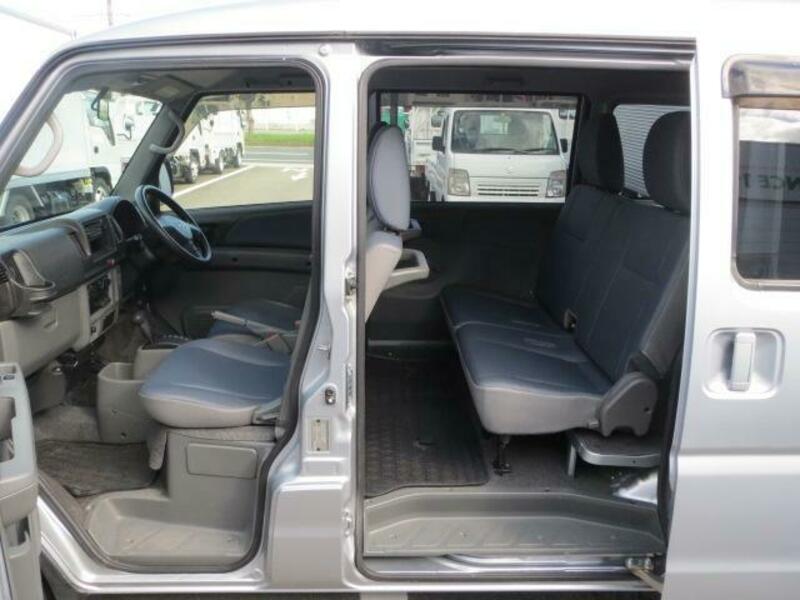 MINICAB VAN