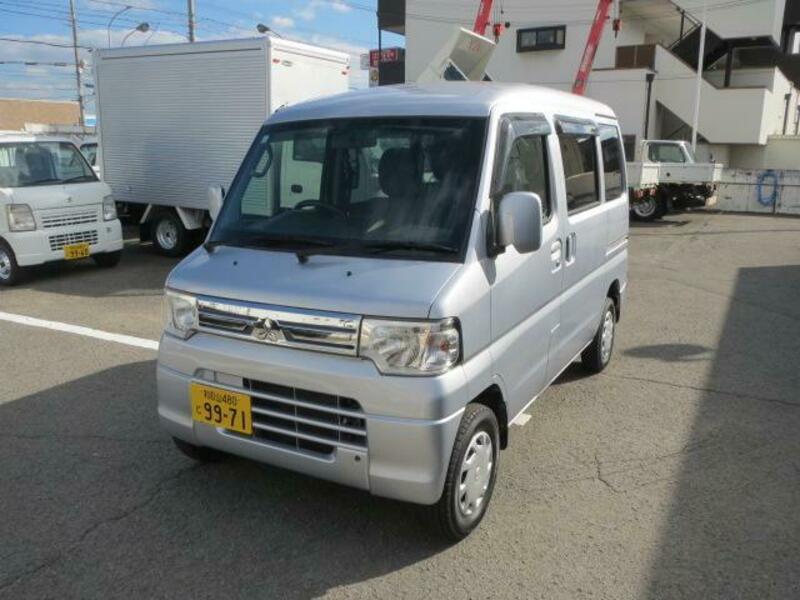 MITSUBISHI MINICAB VAN