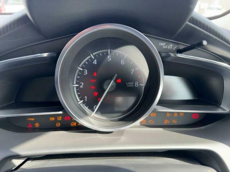 MAZDA2