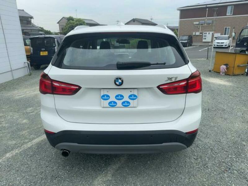 X1