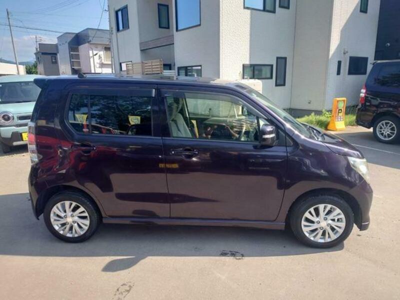 WAGON R