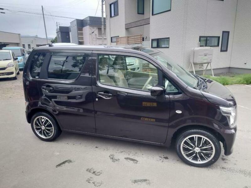 WAGON R