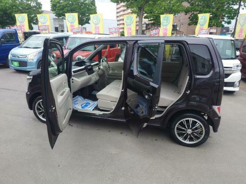 WAGON R