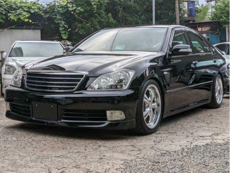CROWN