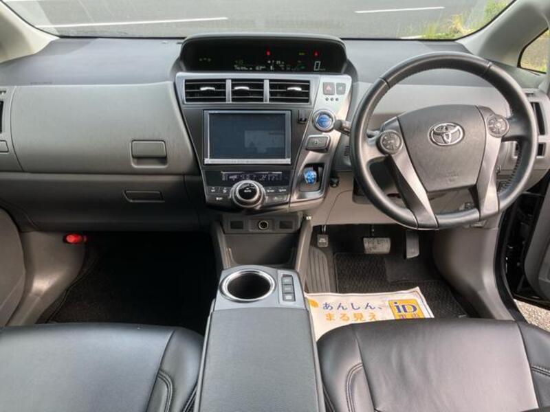 PRIUS ALPHA