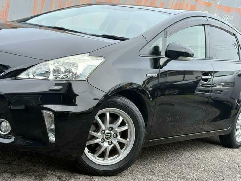 PRIUS ALPHA