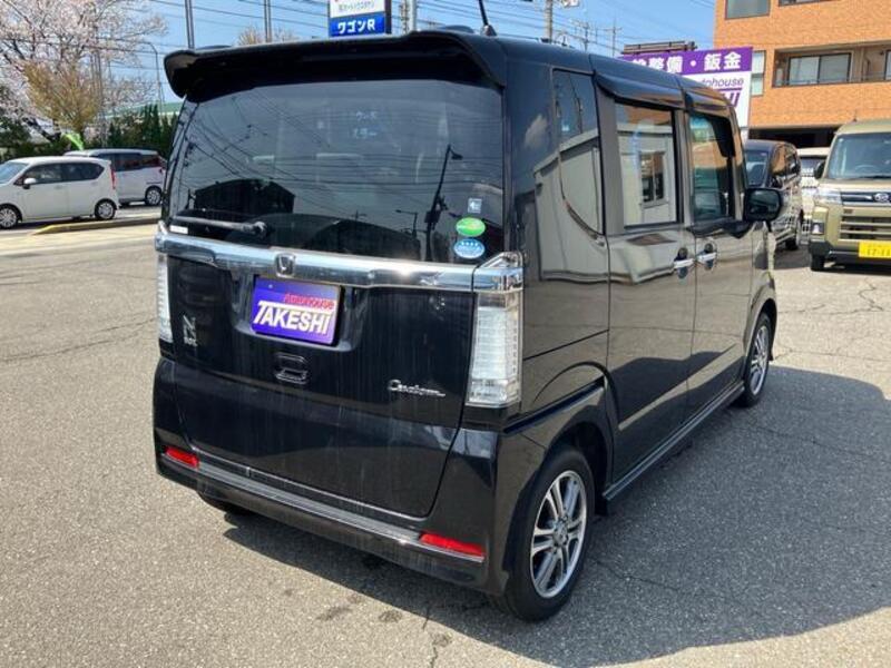 N BOX CUSTOM