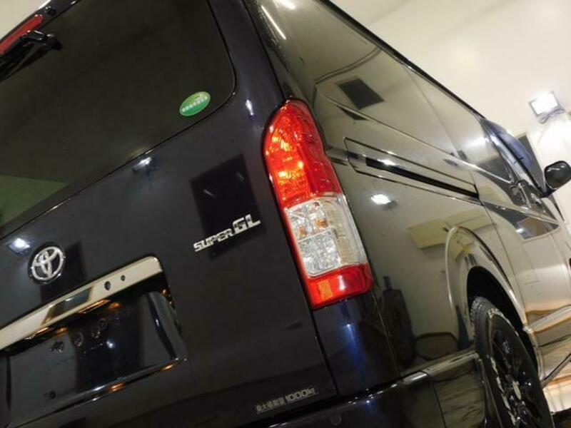 HIACE VAN