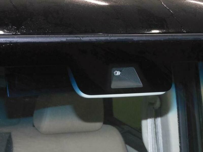 N BOX