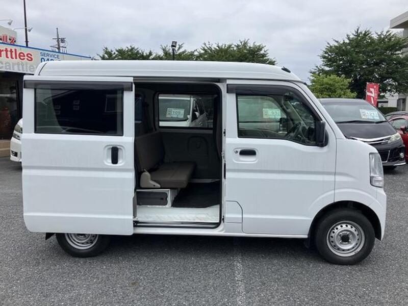 CLIPPER VAN