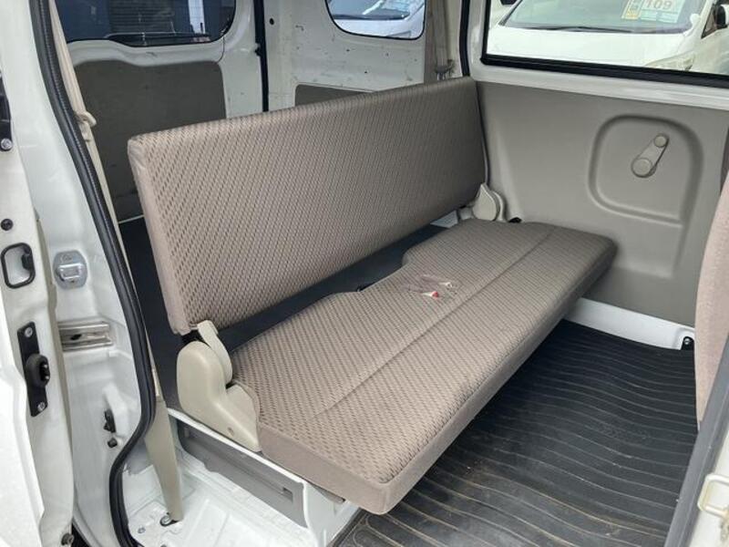 CLIPPER VAN