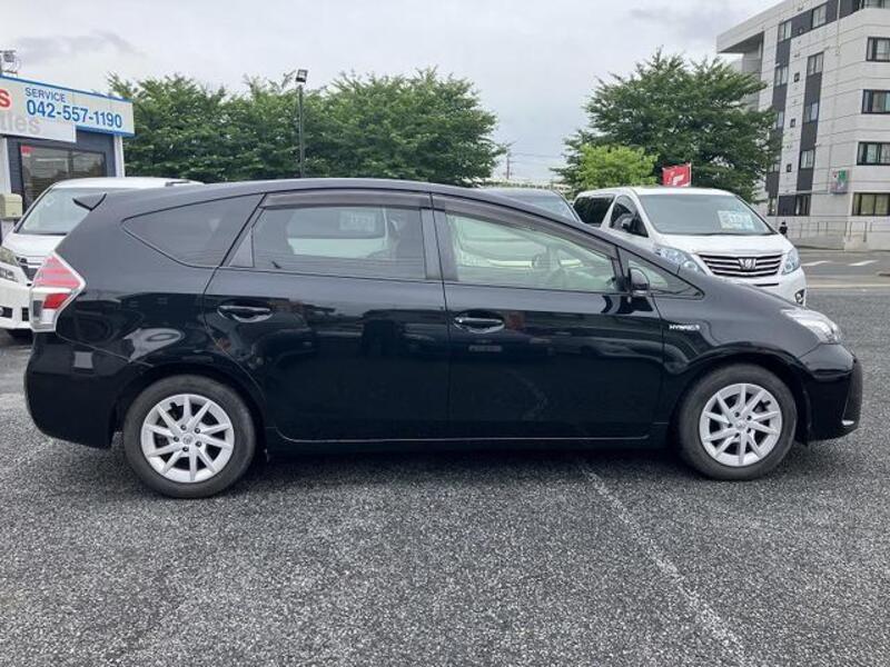PRIUS ALPHA