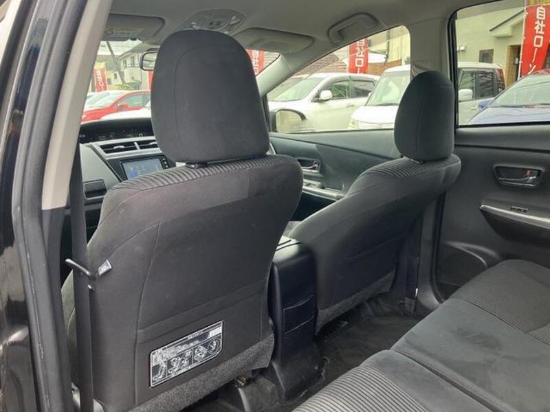 PRIUS ALPHA
