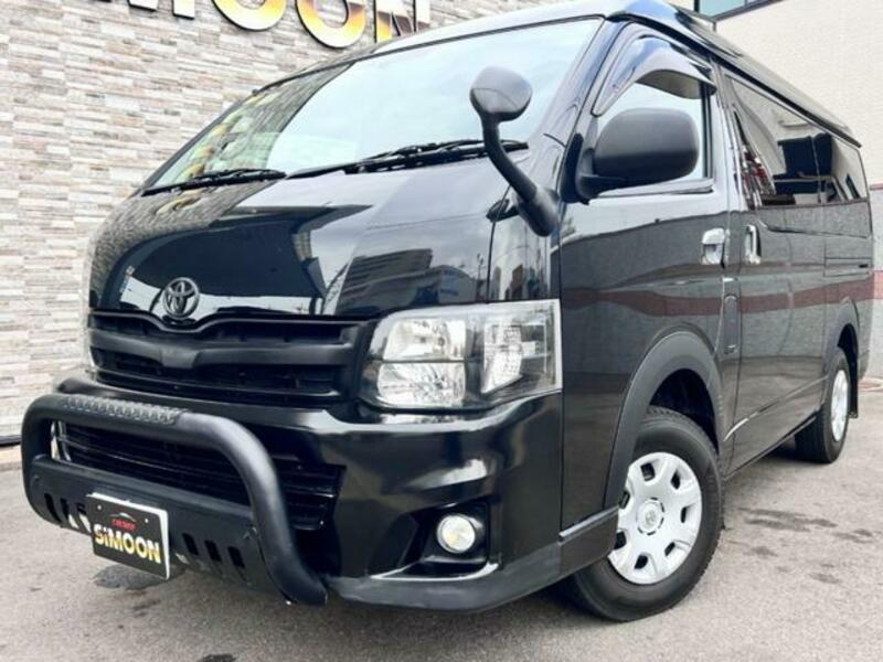 TOYOTA HIACE WAGON