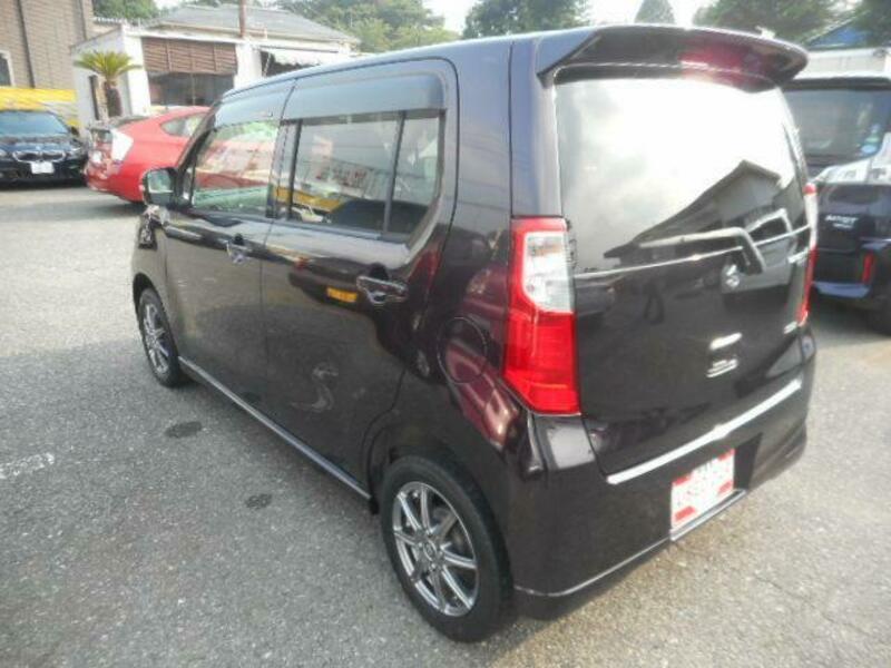 WAGON R