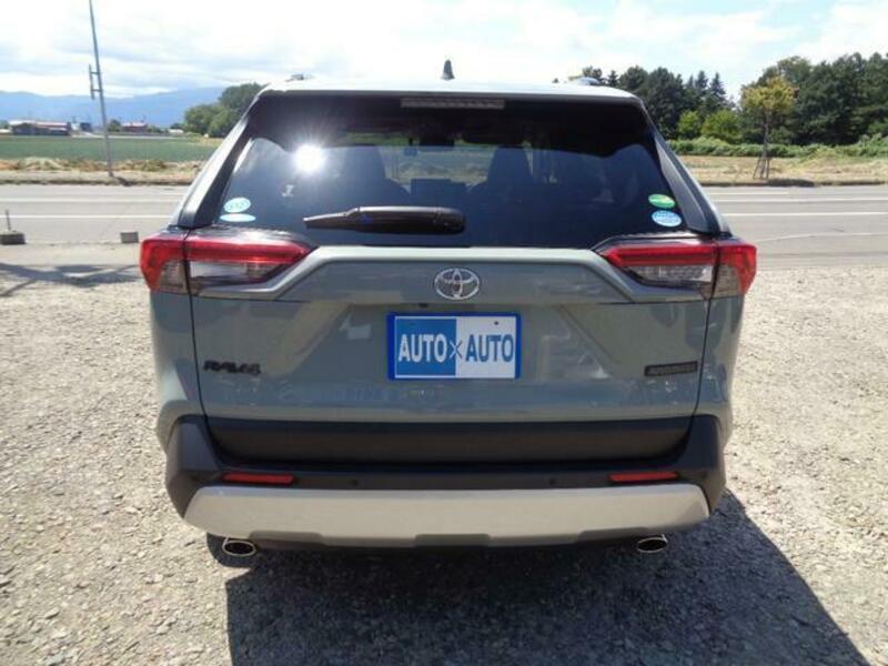 RAV4