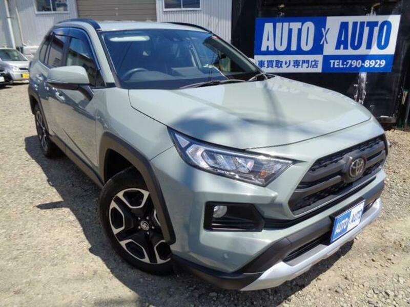 TOYOTA RAV4