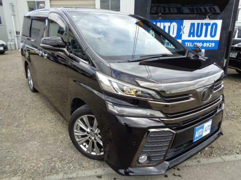 TOYOTA VELLFIRE