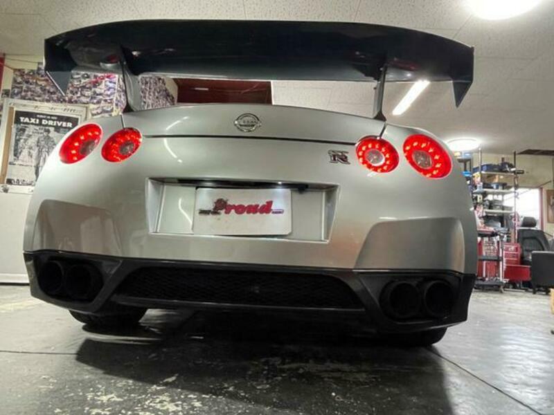 GT-R