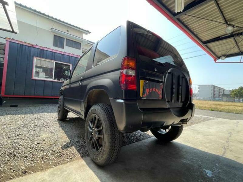 PAJERO MINI