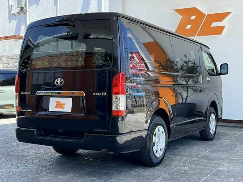 HIACE VAN