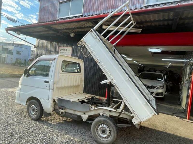 DAIHATSU HIJET TRUCK