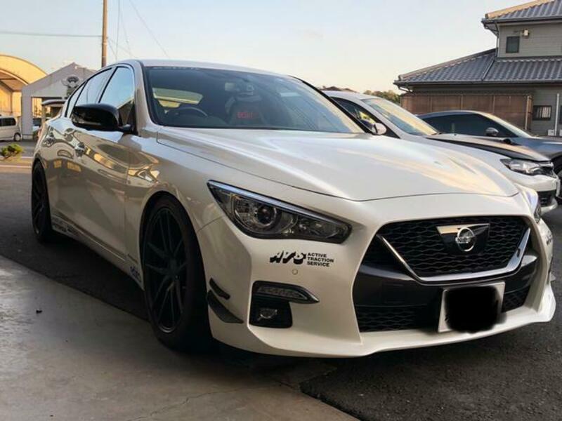 NISSAN SKYLINE