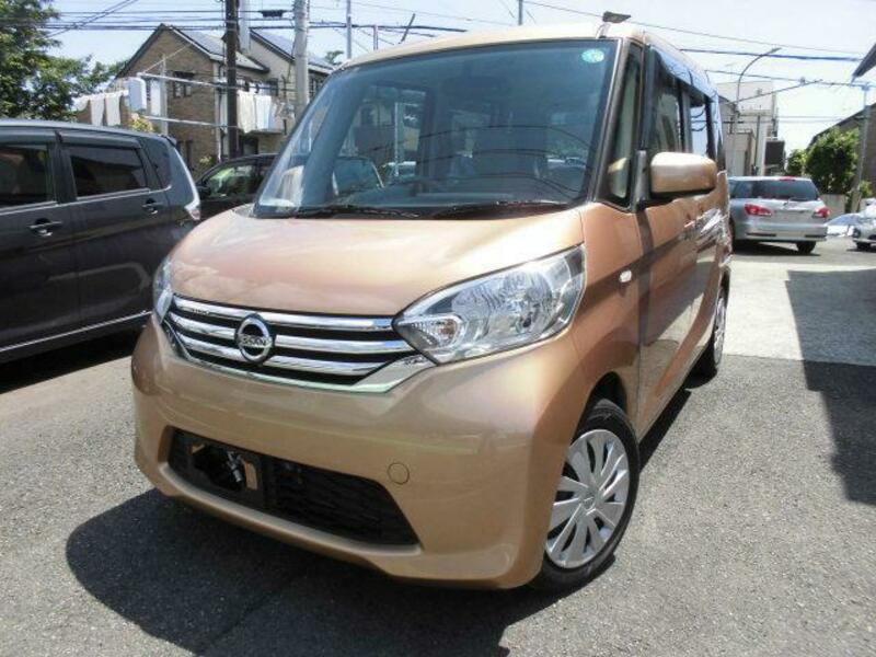 NISSAN DAYZ ROOX