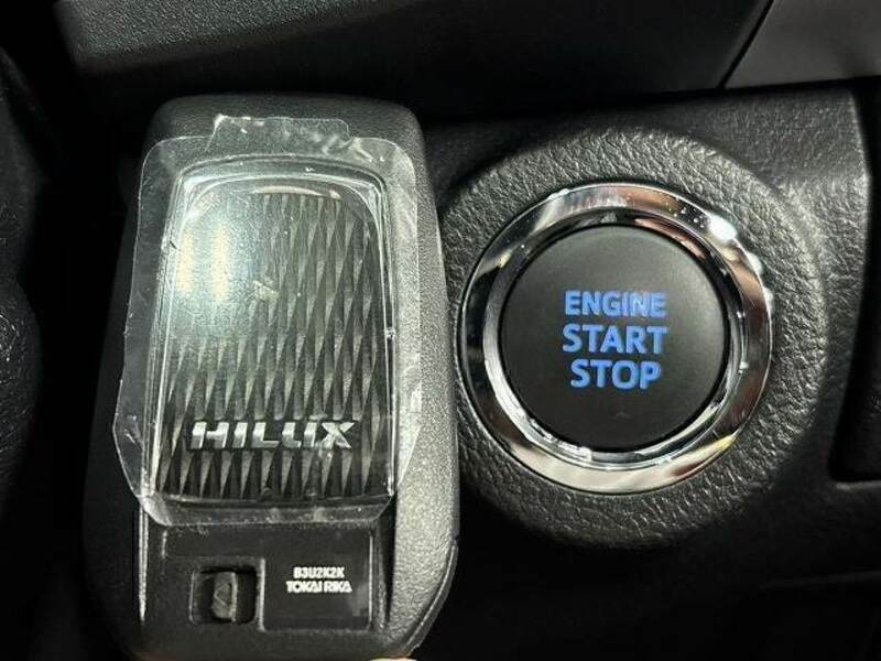 HILUX