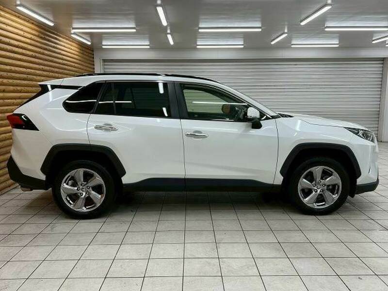 RAV4