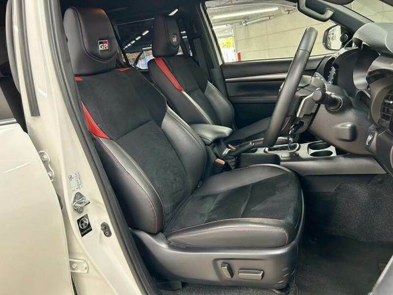 HILUX