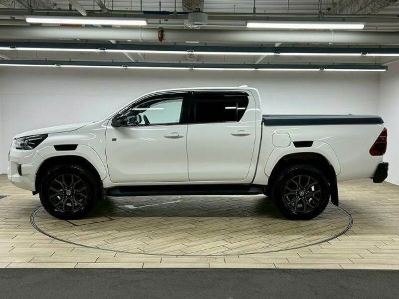 HILUX