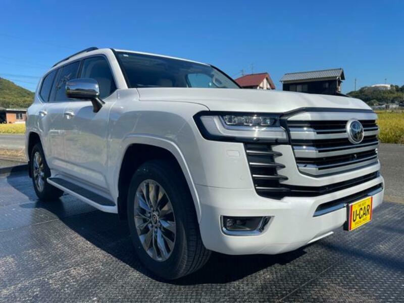 LAND CRUISER
